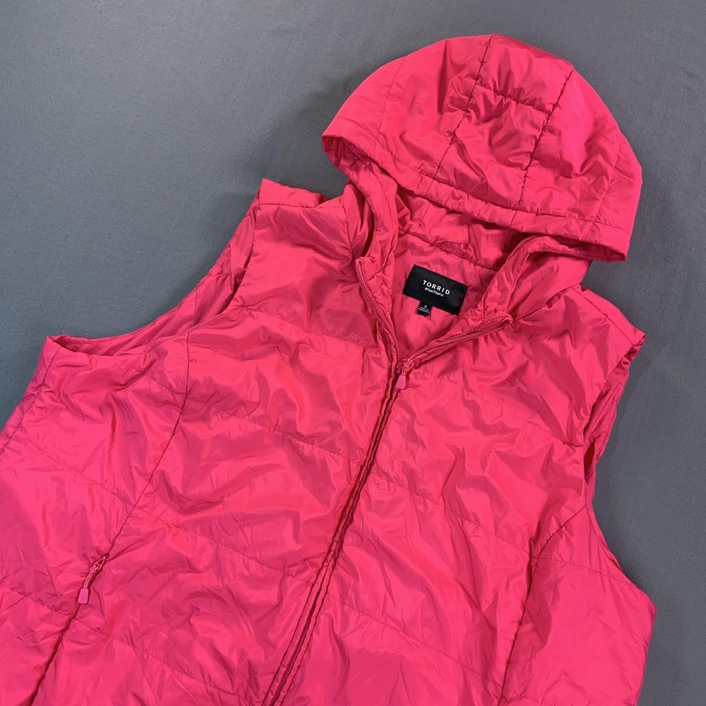 Torrid‎ Vest Womens 4 Pink Hooded Quilted Puffer Full Zip Pockets Warm Insulated